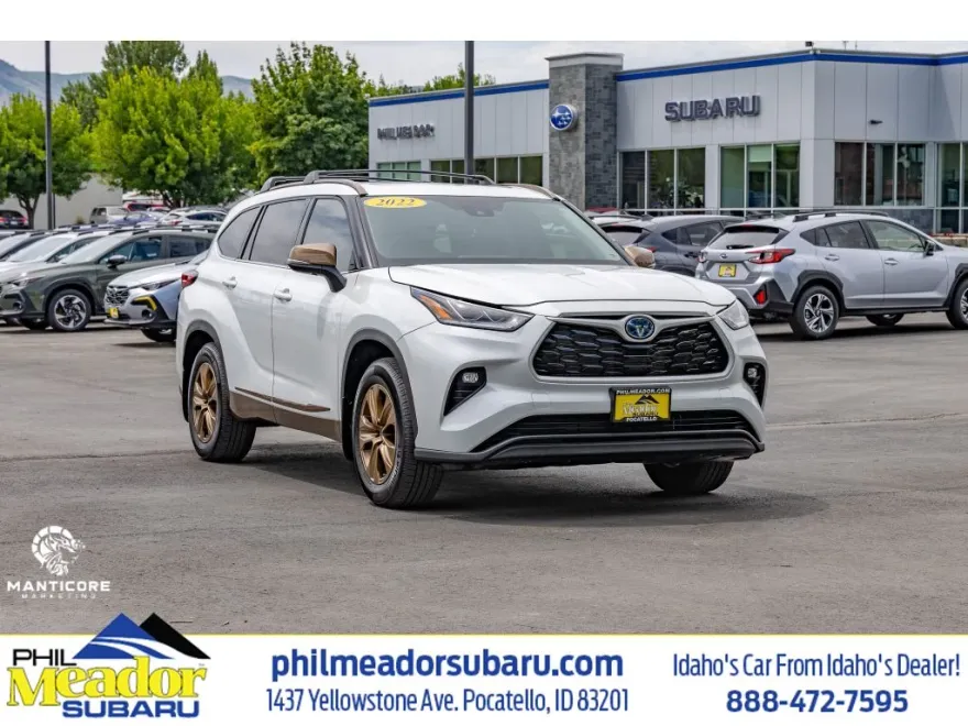 2022 Toyota Highlander Hybrid Bronze Edition photo 1