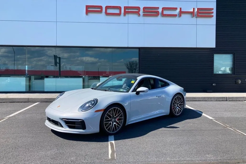 2024 Porsche 911 4S photo 1