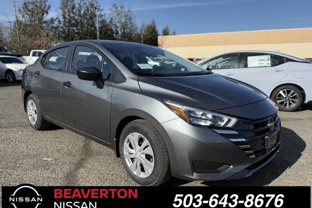 2025 Nissan Versa 1.6 S photo 1