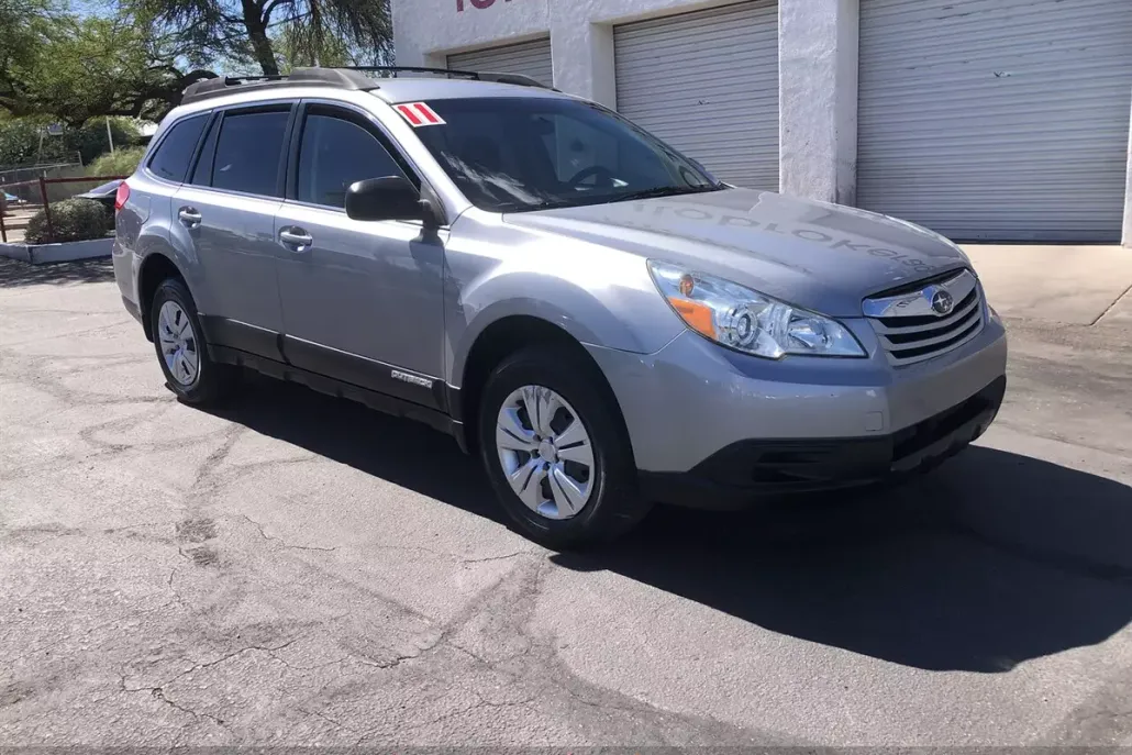 2011 Subaru Outback 2.5i photo 1