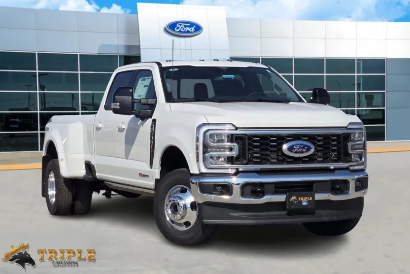 2025 Ford F-350 photo 1