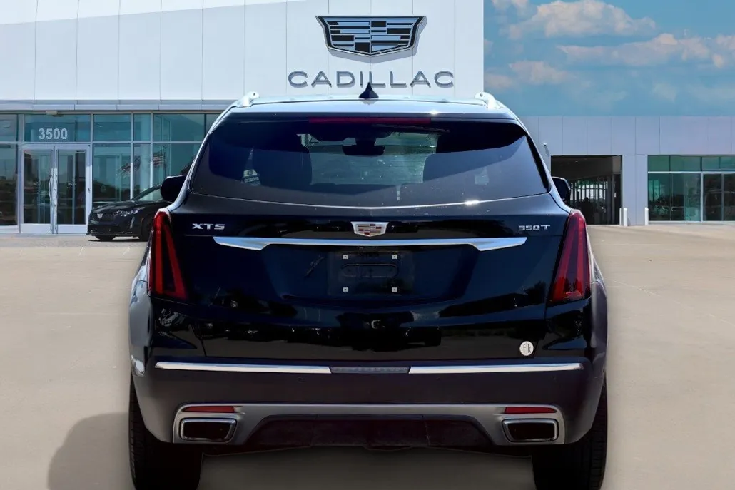 2024 Cadillac XT5 Premium Luxury photo 1