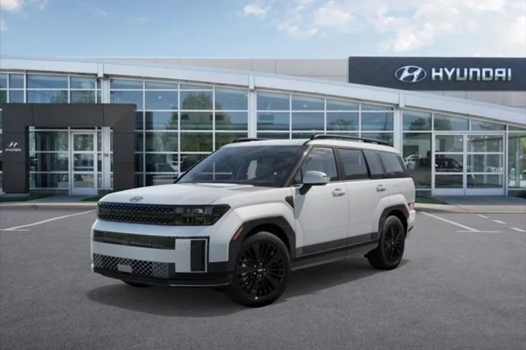 2025 Hyundai Santa Fe photo 1