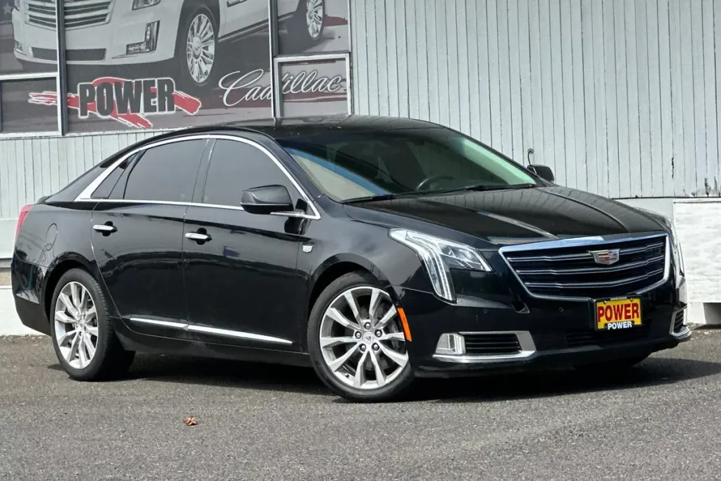 2018 Cadillac XTS Luxury photo 1