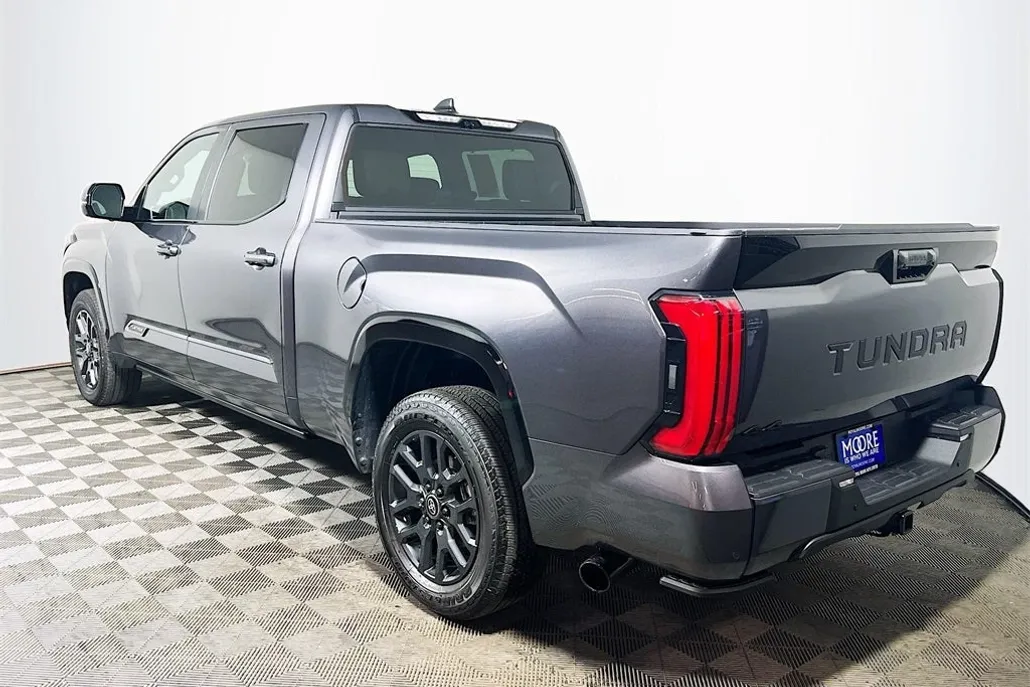 2025 Toyota Tundra Platinum photo 1