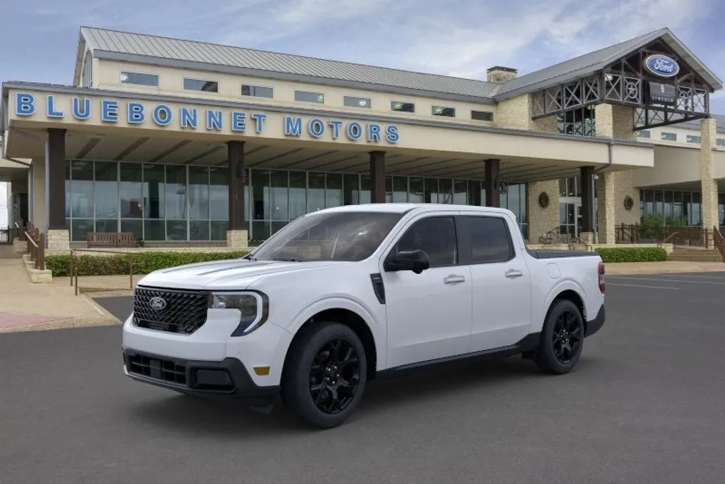 2025 Ford Maverick Lariat photo 1