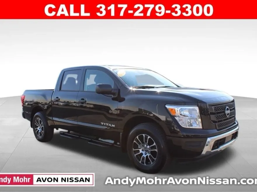 2024 Nissan Titan SV photo 1