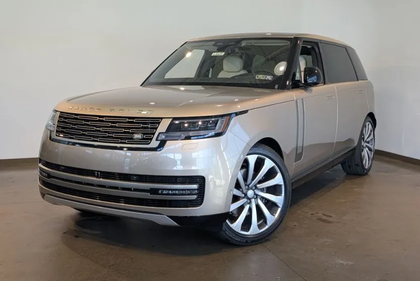 2025 Land Rover Range Rover SE photo 1