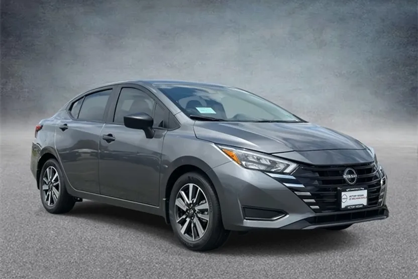 2025 Nissan Versa S photo 1