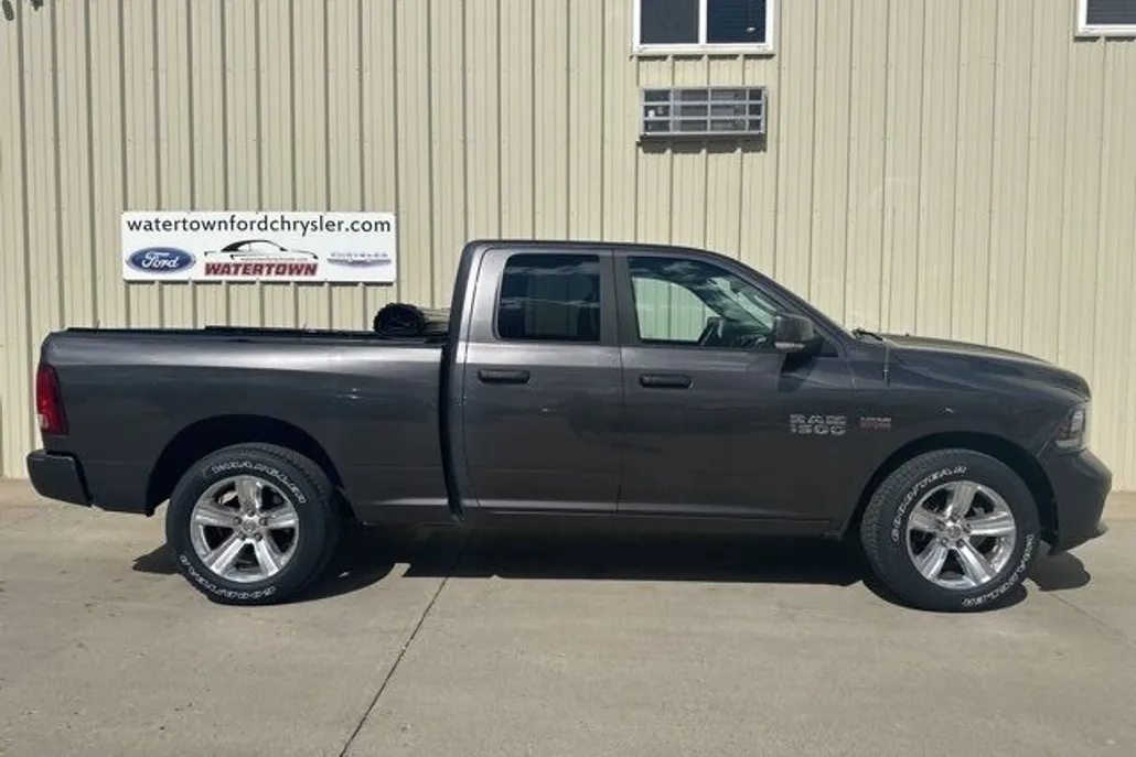 2015 Ram 1500 Sport photo 1