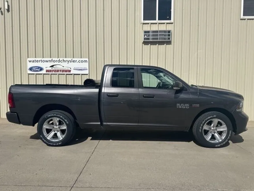 2015 Ram 1500 Sport photo 1