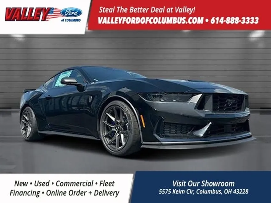 2025 Ford Mustang Dark Horse Premium photo 1