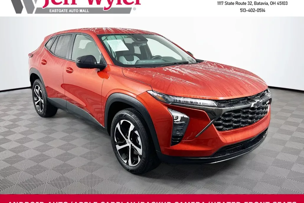 2024 Chevrolet Trax photo 1