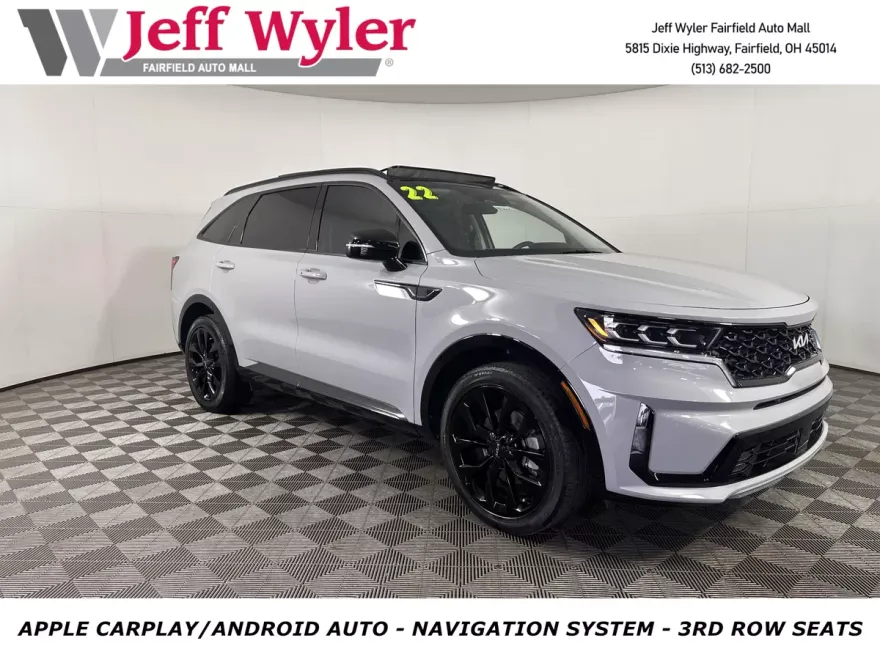 2022 Kia Sorento SX photo 1