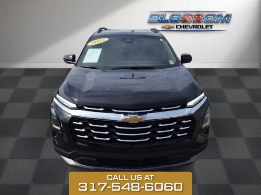 2025 Chevrolet Equinox LT photo 1