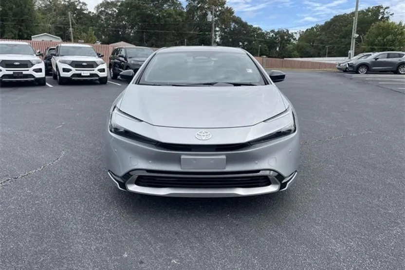 2024 Toyota Prius Prime XSE photo 1