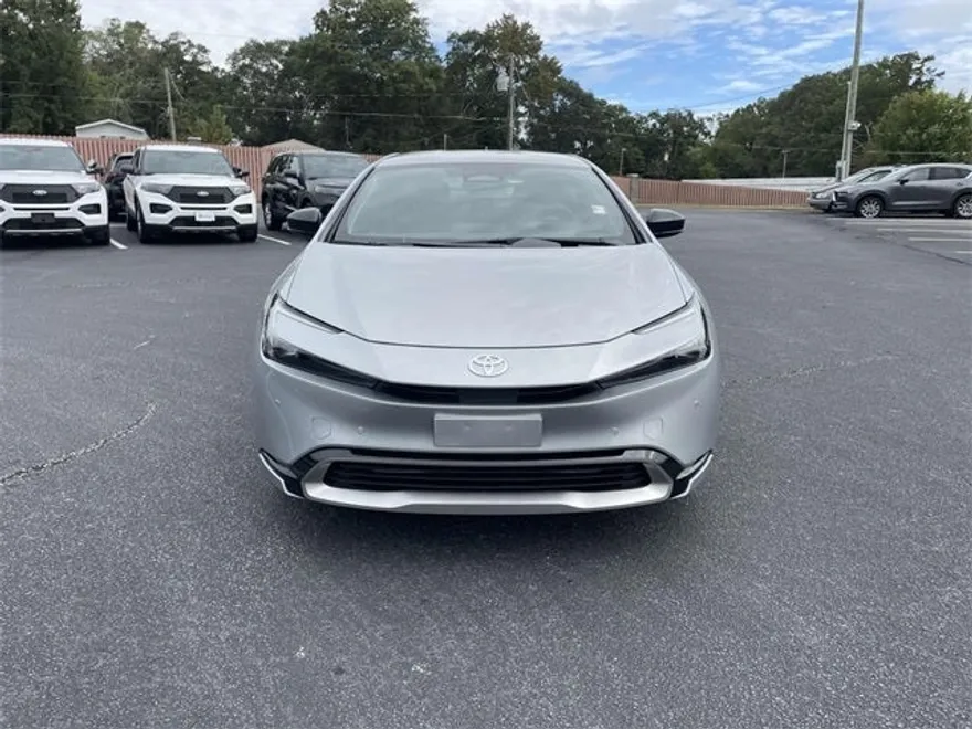 2024 Toyota Prius Prime XSE photo 1