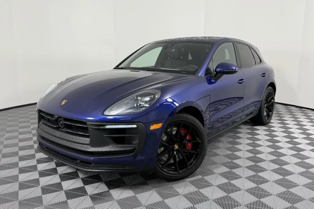 2025 Porsche Macan GTS photo 1