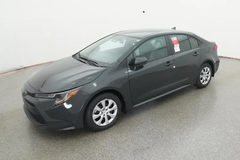 2026 Toyota Corolla LE photo 1