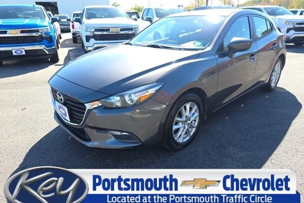 2017 Mazda Mazda3 Sport photo 1