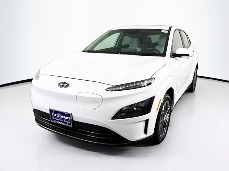 2023 Hyundai Kona Electric SEL photo 1
