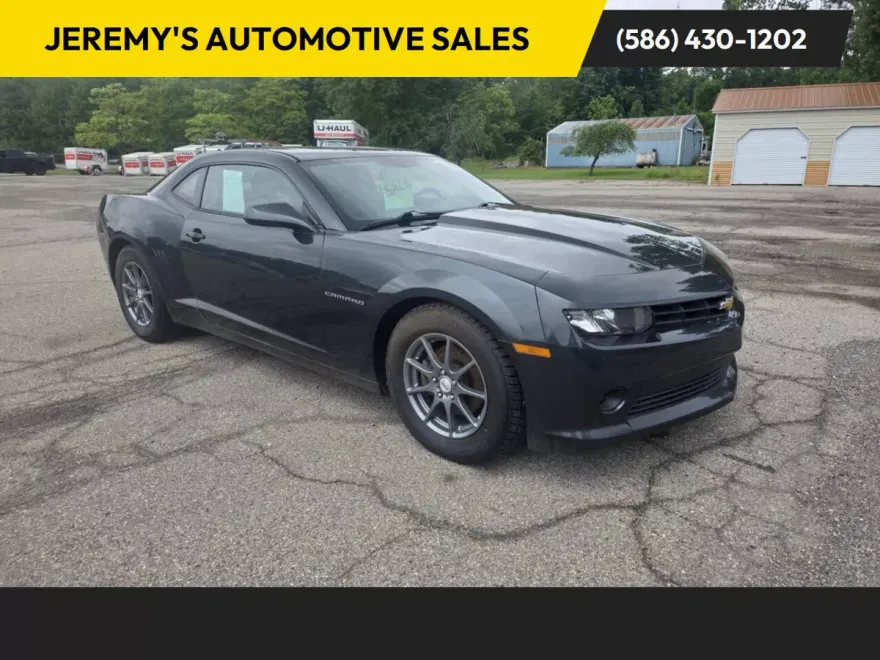 2014 Chevrolet Camaro Coupe 2LT photo 1