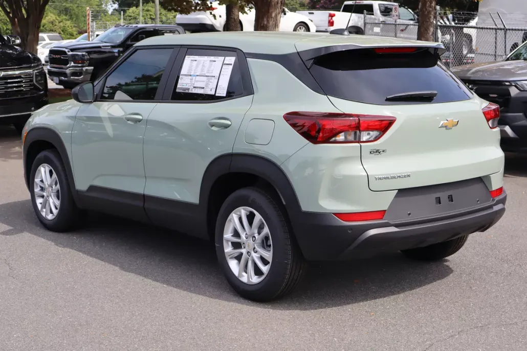 2026 Chevrolet Trailblazer LS photo 1