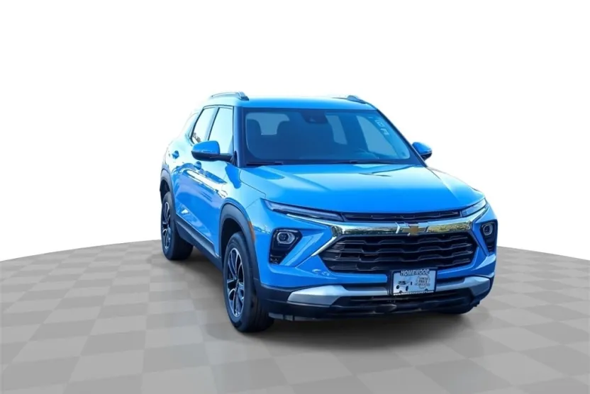 2024 Chevrolet Trailblazer LT photo 1