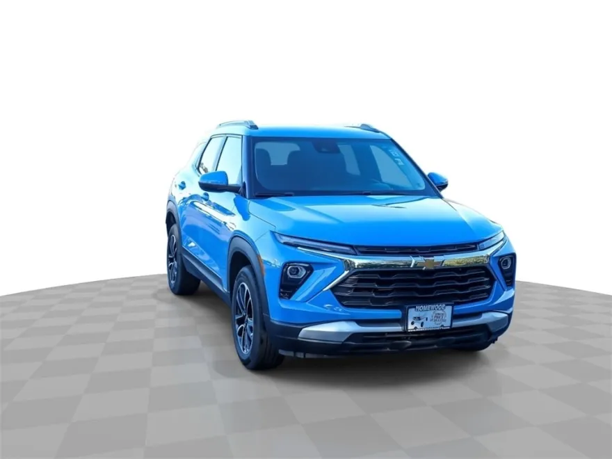 2024 Chevrolet Trailblazer LT photo 1