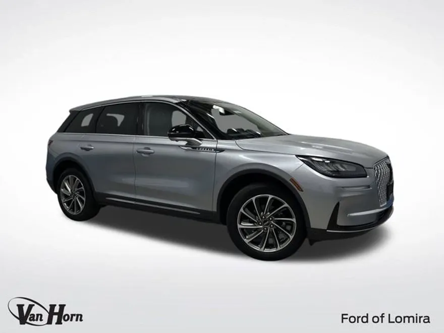2023 Lincoln Corsair Standard photo 1