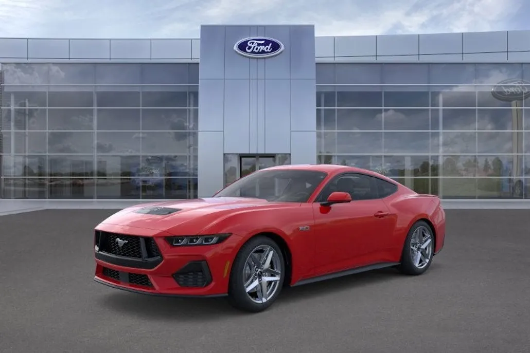 2025 Ford Mustang GT photo 1