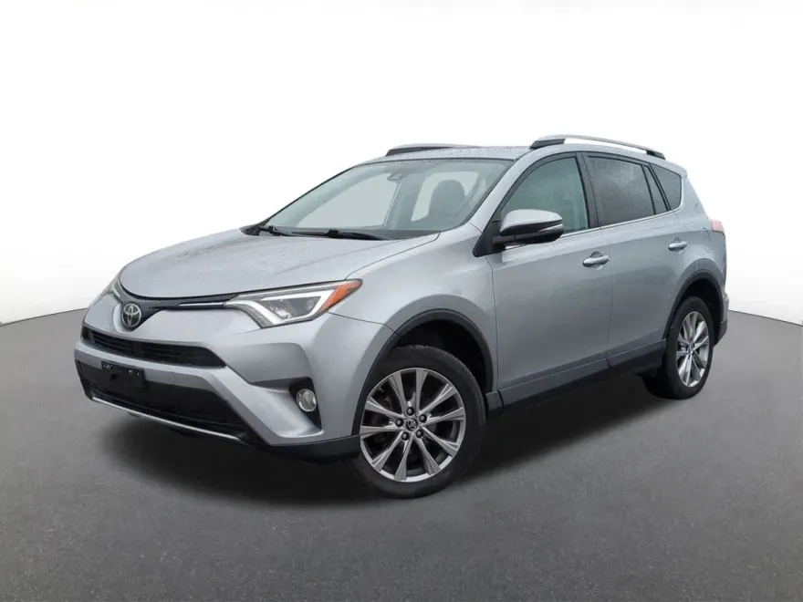 2017 Toyota RAV4 Limited photo 1
