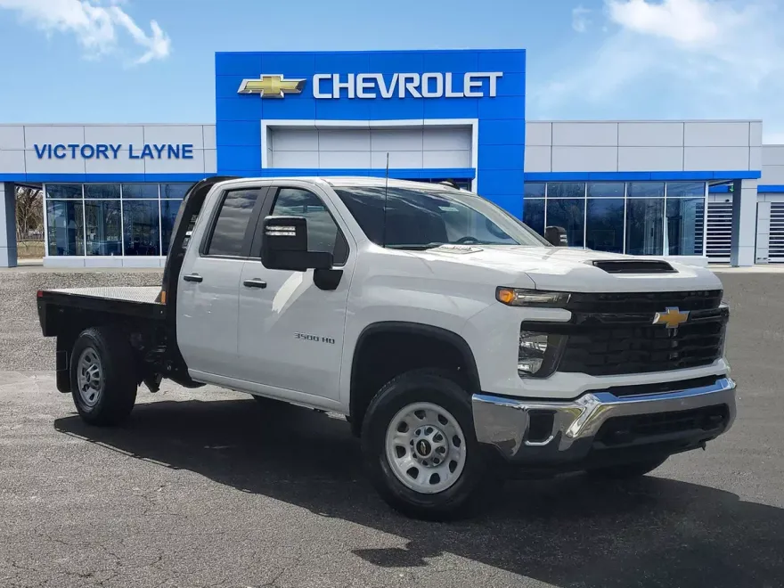 2024 Chevrolet Silverado 3500HD photo 1