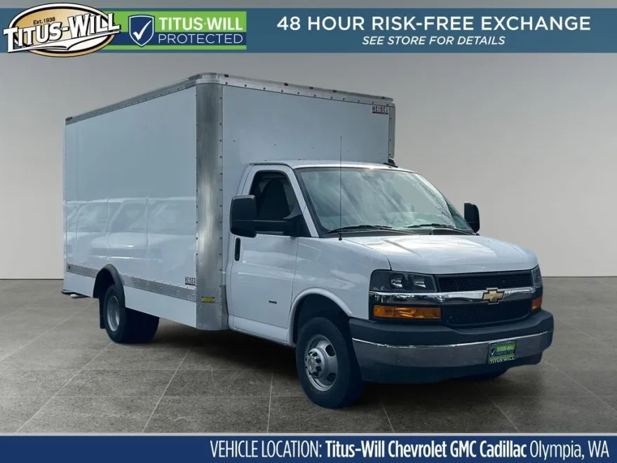 2024 Chevrolet Express 3500 Work Van Cutaway photo 1