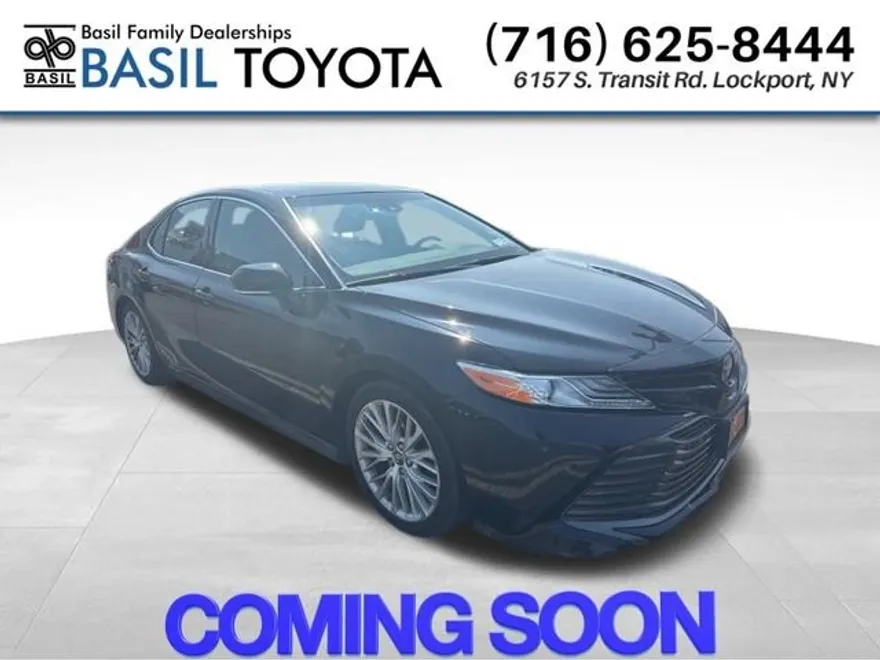 2018 Toyota Camry XLE photo 1