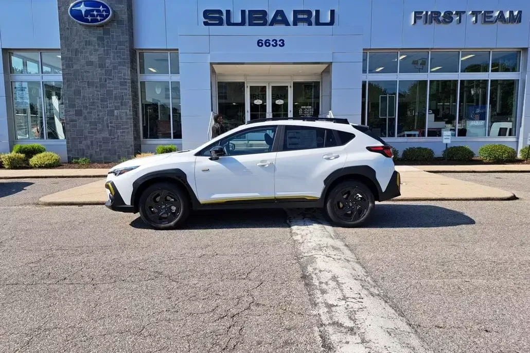 2025 Subaru Crosstrek Sport photo 1
