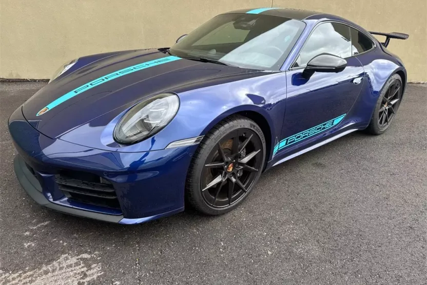 2025 Porsche 911 photo 1