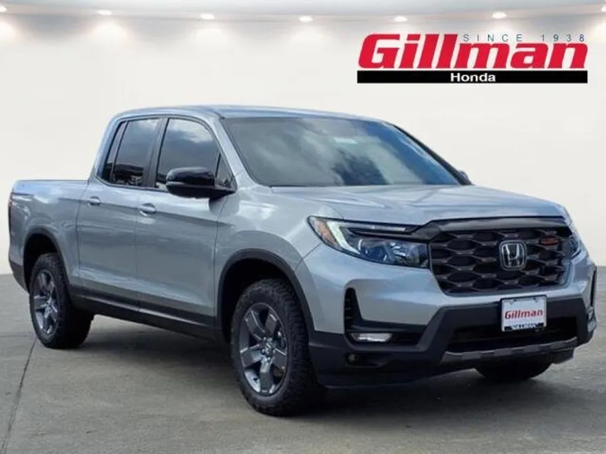 2025 Honda Ridgeline TrailSport photo 1
