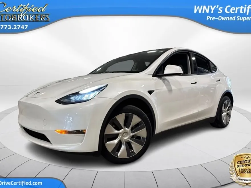 2022 Tesla Model Y Long Range photo 1