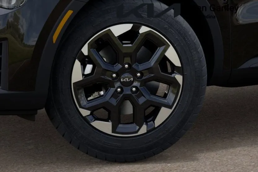2026 Kia Sorento S photo 1