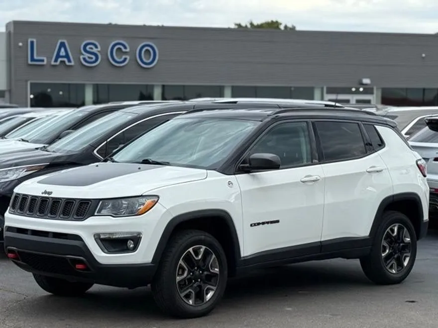 2017 Jeep Compass Trailhawk photo 1