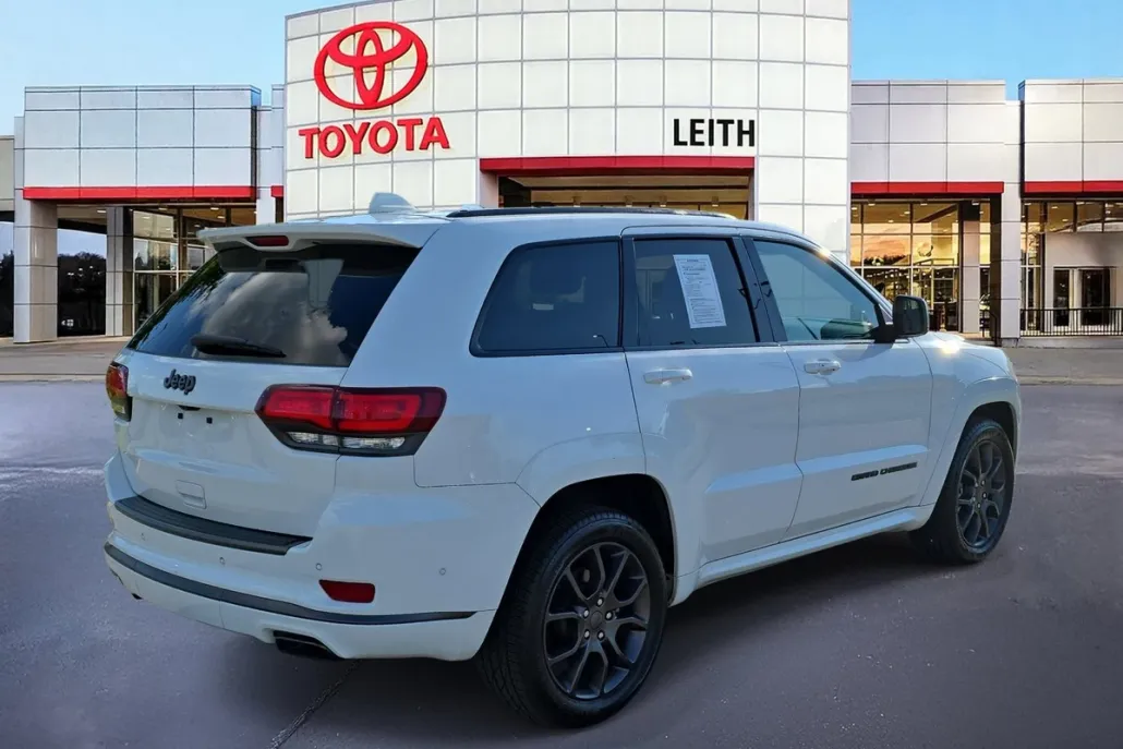 2021 Jeep Grand Cherokee Overland High Altitude photo 1