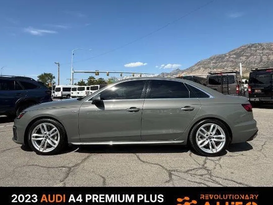 2023 Audi A4 S line Premium Plus 45 TFSI photo 1