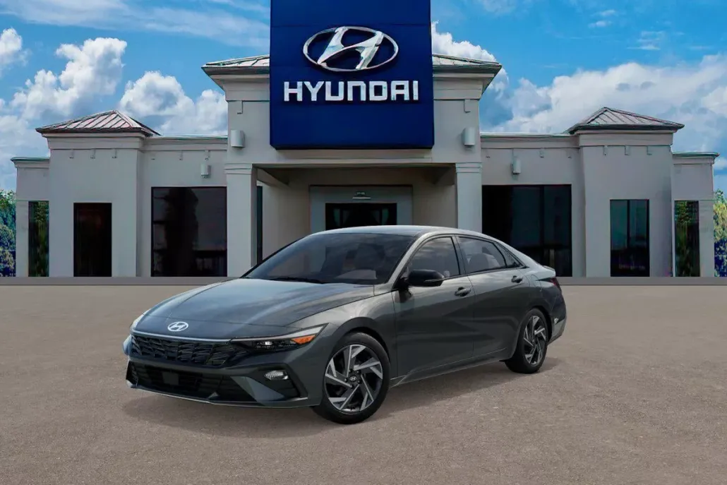 2025 Hyundai Elantra SEL Sport photo 1