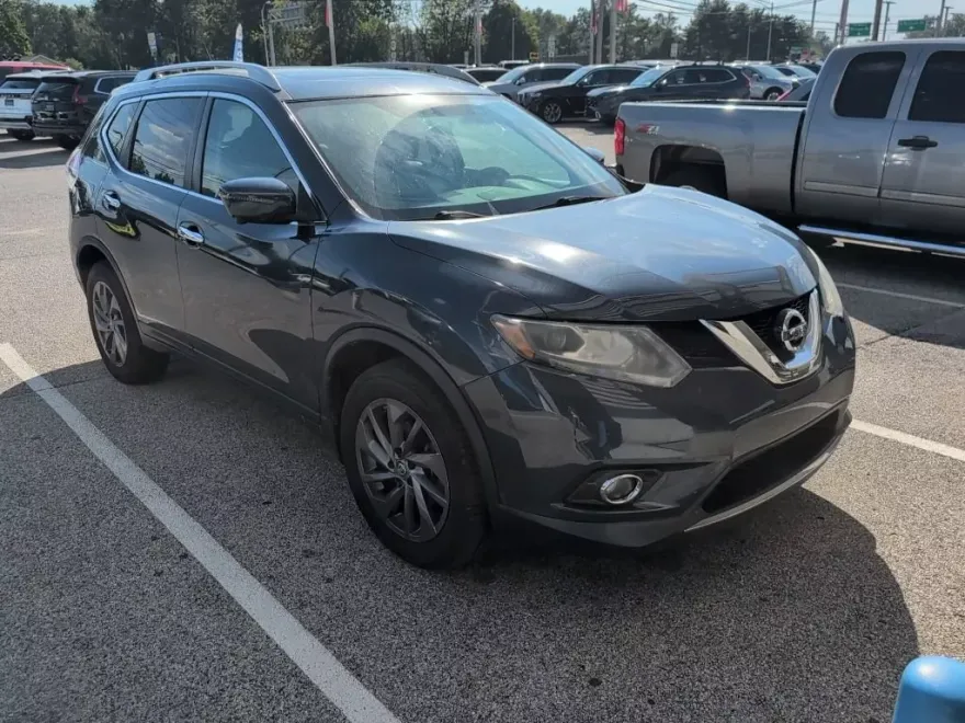 2016 Nissan Rogue SL photo 1