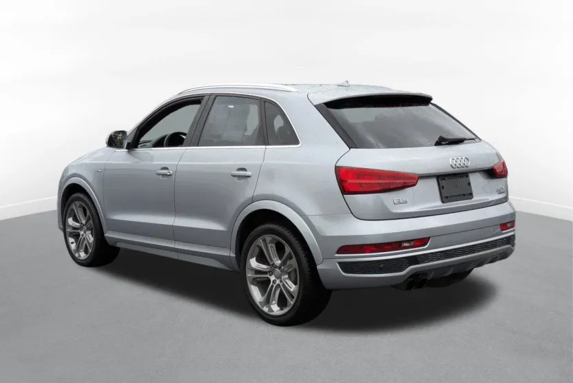 2016 Audi Q3 Prestige photo 1