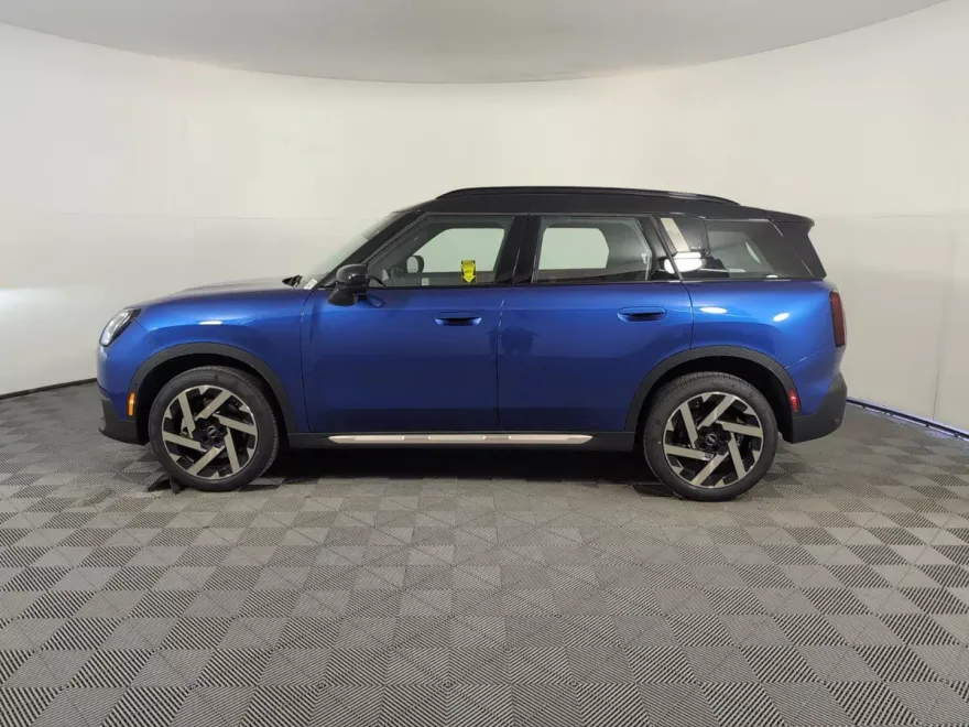 2025 Mini Countryman S photo 1
