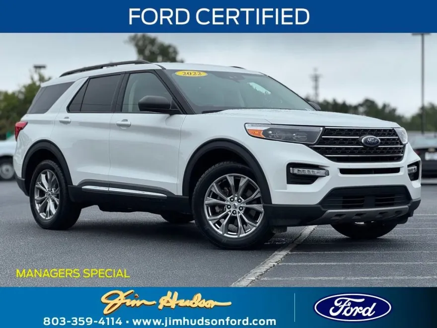 2022 Ford Explorer XLT photo 1