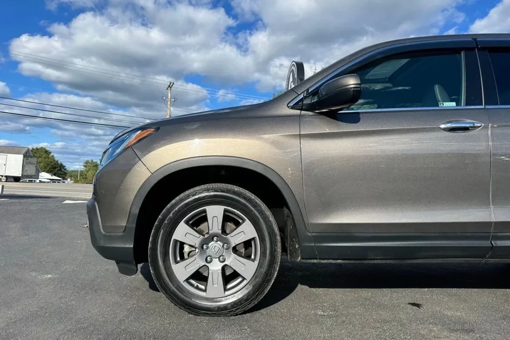 2020 Honda Ridgeline RTL-E photo 1