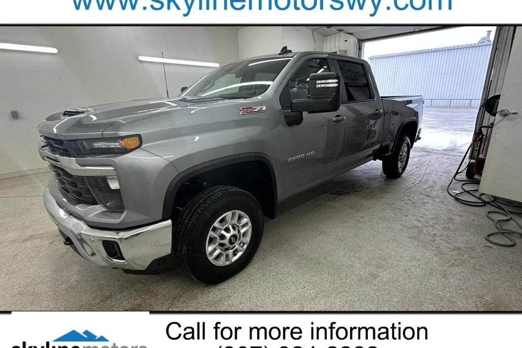 2025 Chevrolet Silverado 2500HD LT photo 1